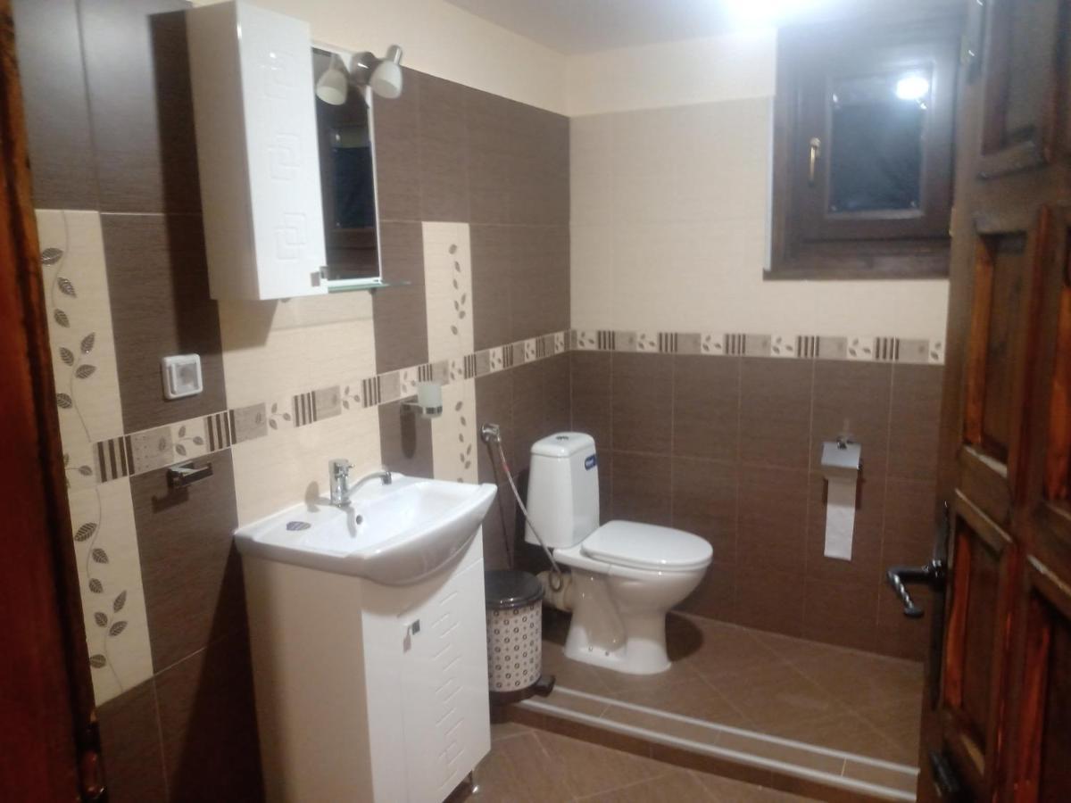 Кръчмъ При Байката Alpin Hotel Ribarica Kültér fotó