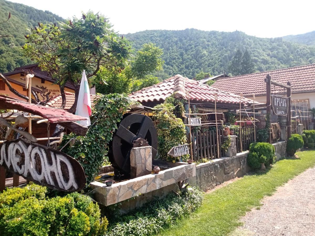 Кръчмъ При Байката Alpin Hotel Ribarica Kültér fotó