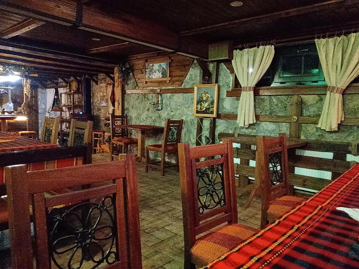 Кръчмъ При Байката Alpin Hotel Ribarica Kültér fotó
