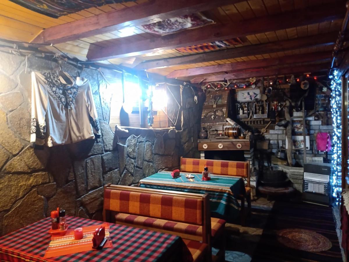 Кръчмъ При Байката Alpin Hotel Ribarica Kültér fotó